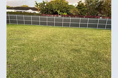 13205 SW 218th Ter, Miami, FL 33170 - Photo 15