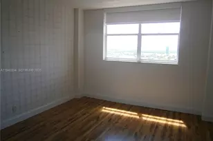 290 174th St, Sunny Isles Beach, FL 33160 - Photo 19