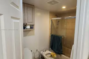 290 174th St, Sunny Isles Beach, FL 33160 - Photo 25