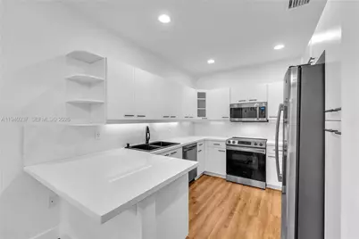1450 Weeping Willow Way, Hollywood, FL 33019 - Photo 3