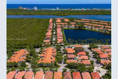 1450 Weeping Willow Way, Hollywood, FL 33019 - Photo 27