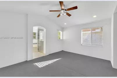 1450 Weeping Willow Way, Hollywood, FL 33019 - Photo 11
