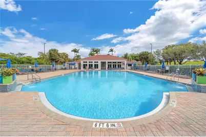 1450 Weeping Willow Way, Hollywood, FL 33019 - Photo 13