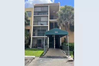 8005 Lake Dr #308, Doral, FL 33166 - Photo 13