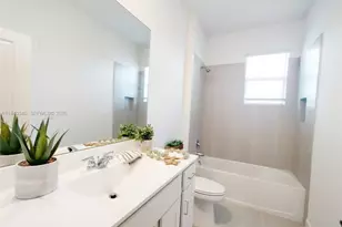 400 SE Crossoak Ln, Port Saint Lucie, FL 34984 - Photo 19