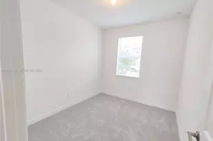 400 SE Crossoak Ln, Port Saint Lucie, FL 34984 - Photo 21