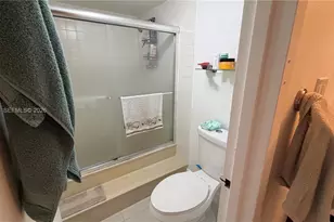 16565 NE 26th Ave, North Miami Beach, FL 33160 - Photo 29