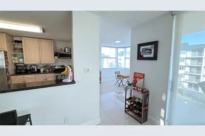 16565 NE 26th Ave #5G, North Miami Beach, FL 33160 - Photo 9