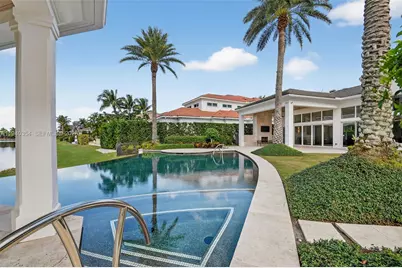 642 Hermitage Cir, Palm Beach Gardens, FL 33410 - Photo 67