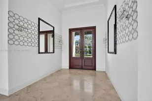 642 Hermitage Cir, Palm Beach Gardens, FL 33410 - Photo 5