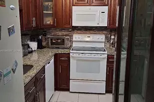 1400 St Charles Pl, Pembroke Pines, FL 33026 - Photo 1