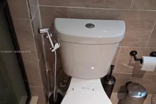 1400 St Charles Pl, Pembroke Pines, FL 33026 - Photo 15