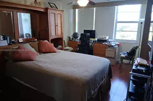 1400 St Charles Pl, Pembroke Pines, FL 33026 - Photo 21