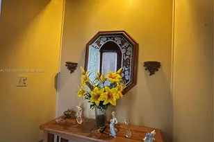 431 NW 32nd Ct, Miami, FL 33125 - Photo 31