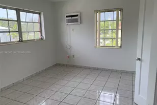 631 SW 11th St, Miami, FL 33130 - Photo 3