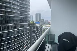 1800 N Bayshore Dr, Miami, FL 33132 - Photo 3