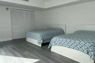 1800 N Bayshore Dr, Miami, FL 33132 - Photo 11