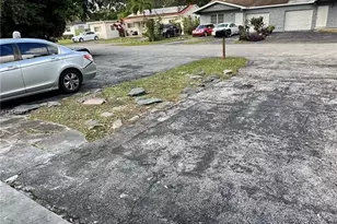 6114 SW 31st St, Miramar, FL 33023 - Photo 27