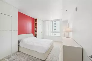 1900 N Bayshore Dr, Miami, FL 33132 - Photo 11