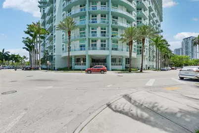 1900 N Bayshore Dr #1511, Miami, FL 33132 - Photo 3