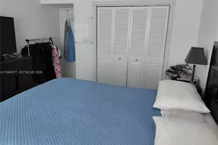 400 Kings Point Dr, Sunny Isles Beach, FL 33160 - Photo 23