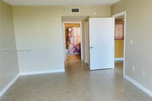 201 Golden Isles Dr, Hallandale Beach, FL 33009 - Photo 7