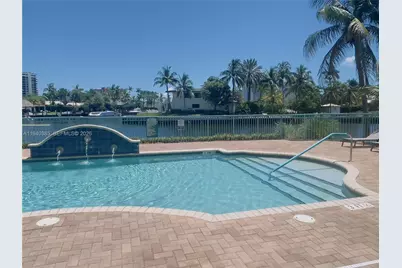 201 Golden Isles Dr #510, Hallandale Beach, FL 33009 - Photo 19