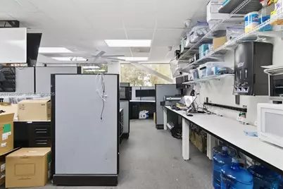 1640 W Oakland Park Blvd #301, Oakland Park, FL 33311 - Photo 19