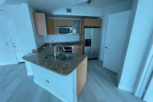 480 NE 30th St, Miami, FL 33137 - Photo 11