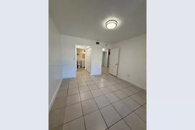 6545 W 27th Ct #11-47, Hialeah, FL 33016 - Photo 13