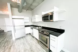 690 SW 1st Ct, Miami, FL 33130 - Photo 7