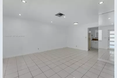 1811 SW 97th Ter #2, Miramar, FL 33025 - Photo 9