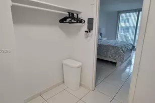 5401 Collins Ave, Miami Beach, FL 33140 - Photo 21