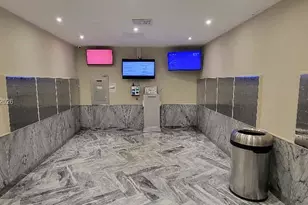 5401 Collins Ave, Miami Beach, FL 33140 - Photo 27