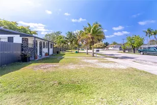 19513 SW 116th Ave, Miami, FL 33157 - Photo 3