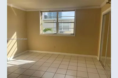 1780 79th St Cswy #C306, North Bay Village, FL 33141 - Photo 3