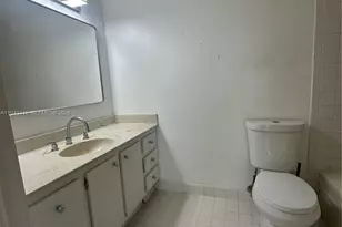 919 Hillcrest Dr, Hollywood, FL 33021 - Photo 15