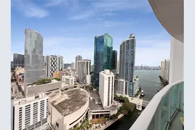 31 SE 5th St #3412, Miami, FL 33131 - Photo 23