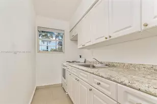 1685 Jefferson Ave, Miami Beach, FL 33139 - Photo 7