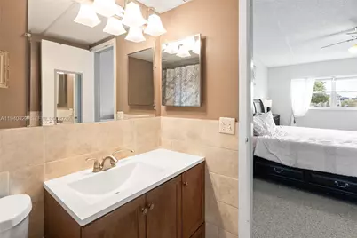 1020 Country Club Dr #206, Margate, FL 33063 - Photo 19