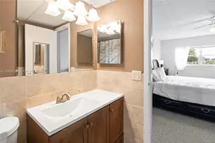 1020 Country Club Dr, Margate, FL 33063 - Photo 19