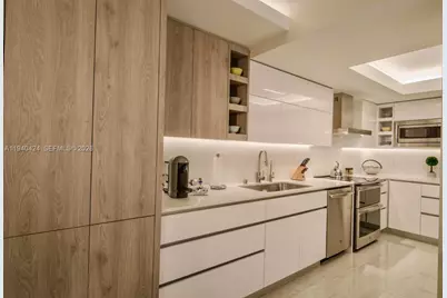 900 Bay Dr #822, Miami Beach, FL 33141 - Photo 5