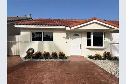 11417 NW 87th Pl, Hialeah Gardens, FL 33018 - Photo 1