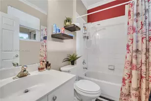 19500 SW 39th Ct, Miramar, FL 33029 - Photo 9