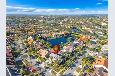 1092 NW 162nd Ave, Pembroke Pines, FL 33028 - Photo 37