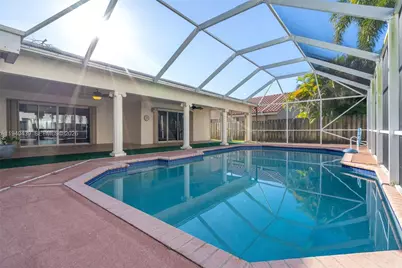 1092 NW 162nd Ave, Pembroke Pines, FL 33028 - Photo 29