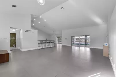 1092 NW 162nd Ave, Pembroke Pines, FL 33028 - Photo 3