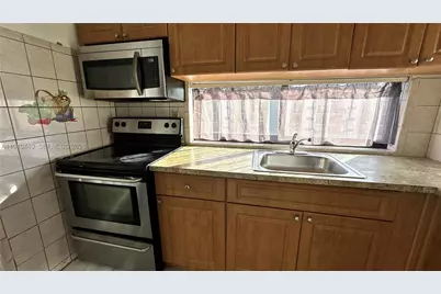 16919 N Bay Rd #818-2, Sunny Isles Beach, FL 33160 - Photo 19