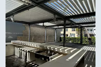 555 Jefferson Ave, Miami Beach, FL 33139 - Photo 11