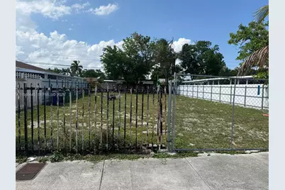 1119 NW 105th Ter, Miami, FL 33150 - Photo 7